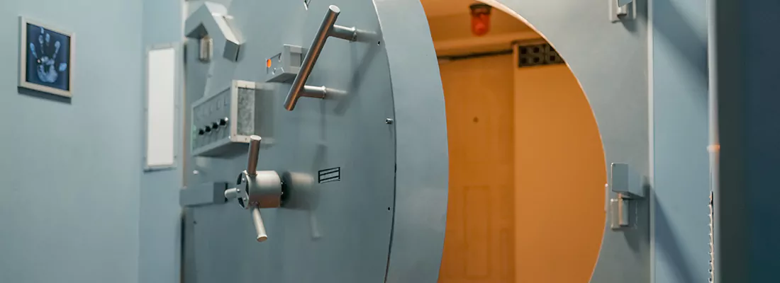 Vault and Safe locksmith services in DeLand, FL